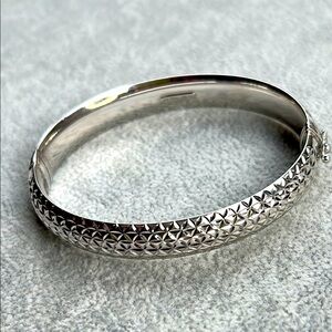 Silver Diamond Cut Bracelet
